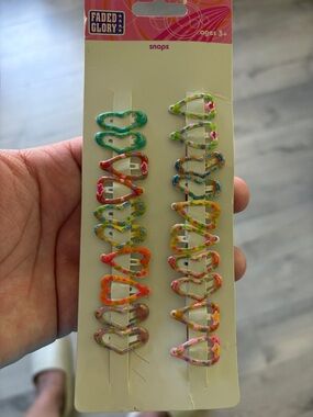 Faded Glory Floral Heart Snap Clips - Pink, Green, Orange, Blue